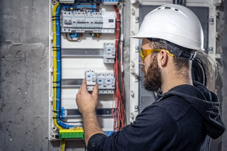 Eletricista Profissional em {cidade}