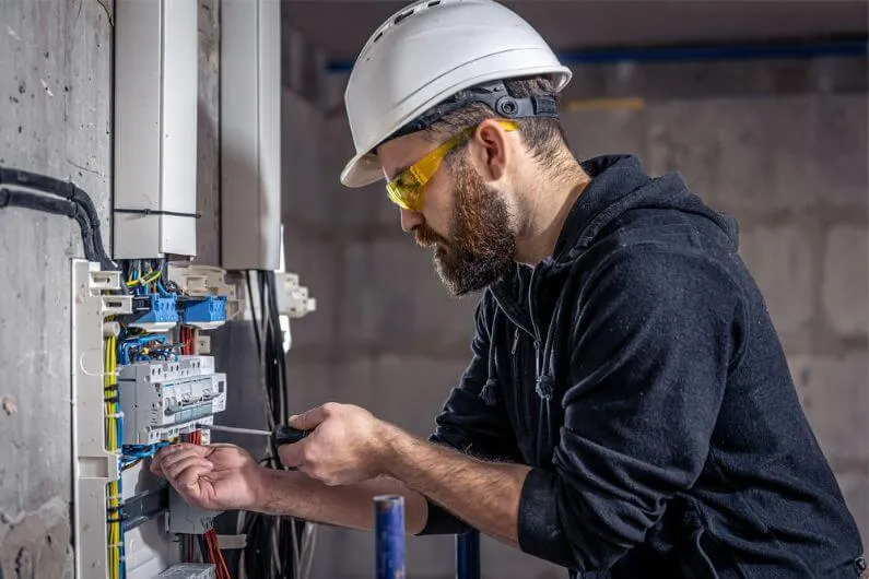 Eletricista Profissional em {cidade}