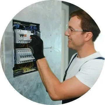 Precisa de eletricista em Cajamar SP para atendimento profissional e seguro